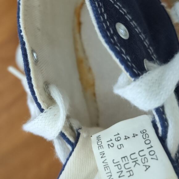 Converse All Star Navy blue crib shoes size 4 GUC - Picture 6 of 6